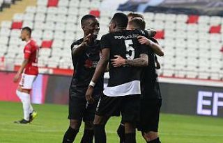 DG Sivasspor’un serisi 10 maça yükseldi