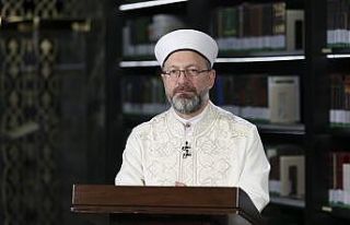 Diyanet İşleri Başkanı Erbaş iftar programına...