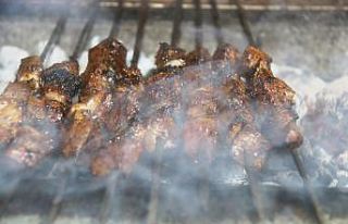 Diyarbakırlılar iftarda da ciğerden vazgeçmiyor