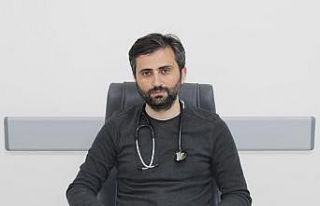 Dr. Öğretim Üyesi Ardahanlı, kardiyoloji polikliniğinde...
