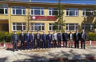 Dumlupınar ziyaretinde meslek yüksekokulu konuşuldu