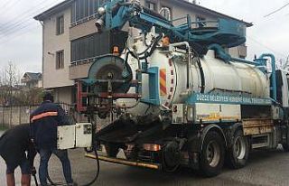 Düzce Belediyesi taşkın nöbetinde