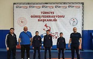 Düzceli 3 sporcu güreş milli takımına seçildi