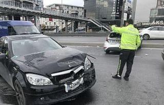 E-5 Haramidere’de trafik kazası: 2 yaralı