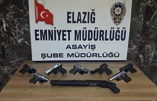 Elazığ’da asayiş ve şok uygulamalarla yakalanan...