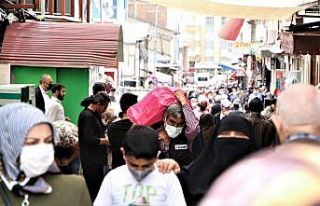 Elazığ’da kısıtlama öncesi alışveriş yoğunluğu