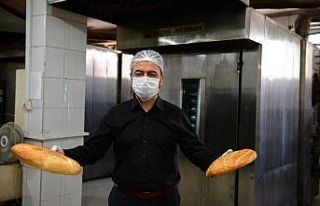 Elbistan Halk Ekmek Fabrikası’nda günlük üretim...