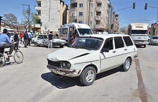 Elbistan’da trafik kazası: 3 yaralı