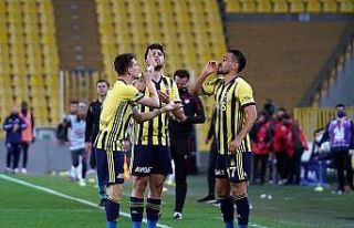 Emre Belözoğlu oyunu çizgiye çekti!