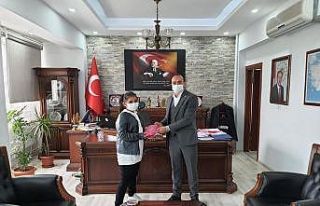 En çok kitap okuyan öğrenciler ödüllendirildi