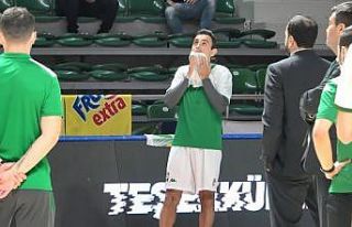 Ender Arslan, parkeye gözyaşları içinde veda etti