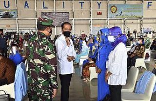 Endonezya Devlet Başkanı Widodo’dan batan denizaltı...