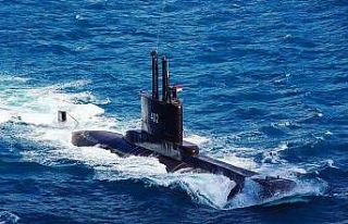 Endonezya’da kayıp denizaltı için arama çalışmaları...