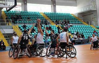 Engelli basketçiler sahaya indi
