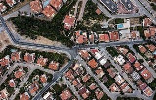 Enver Reis Caddesi’nde yenileme çalışmaları...