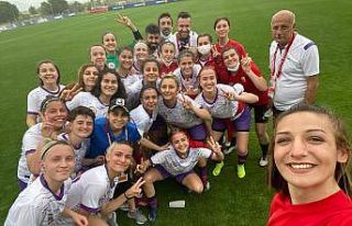 Ereğlili kadın futbolcular ilk maçta 3 puan aldı