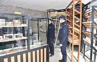 Erenler’de fırın ve marketlere gıda denetimi