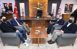 Erzincan protokolünden Avukatlar Günü ziyaretleri