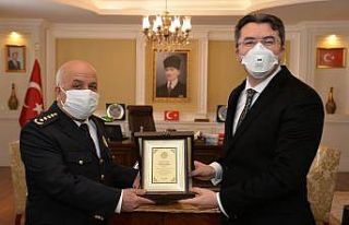 Erzurum Emniyetinden Vali Memiş’e “Polis Haftası”...