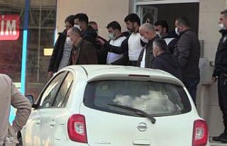 Eşini öldürdü, direndi, silahla ateş açtı....Özel...