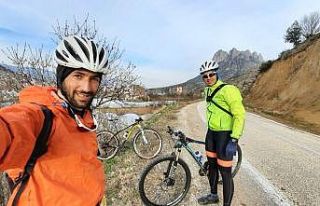 Eskişehirli millî bisikletçiler Antalya’da yarışacak