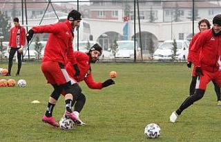 Eskişehirspor’da Tuzlaspor deplasmanı hazırlıkları...