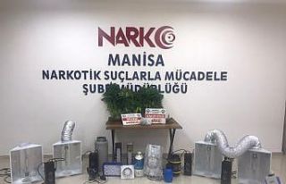 Evini uyuşturucu imalathanesine çevirmiş