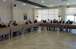 Evlat nöbetindeki aileler kısıtlamada da nöbetini...