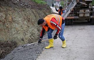 Fatsa Belediyesi beton yollarda ‘V’ kanal çalışması...
