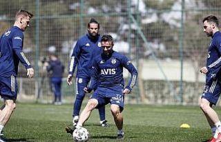 Fenerbahçe, Yeni Malatyaspor maçı hazırlıklarını...