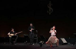 Feryal Öney İş Sanat’a konuk oluyor