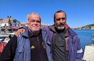 Foça’da düşen askeri uçaktaki pilotları kurtaran...