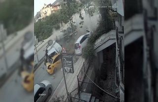 Freni boşalan vinç 11 araca çarptı: 4 kişinin...