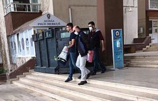 Gaspçılar polisten kaçamadı