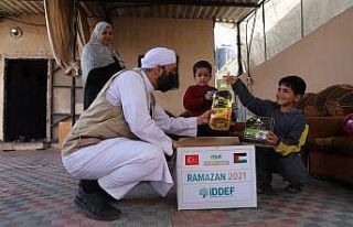 Gazze ve Yemen’deki ihtiyaç sahibi bin aileye yardım...