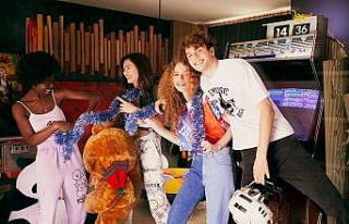 Gençlere özel ‘COOOL’ koleksiyon