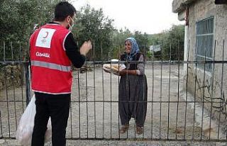 Gençlerin iyilik hareketi yaşlıların hayır duaları...