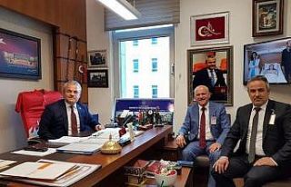 Genel Sekreter Uzun, milletvekilleri Ünal ve Güneş...