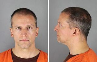 George Floyd’u öldürmekle yargılanan Chauvin,...