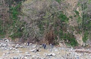 Giresun’da dere sularına kapılan 2 kişiden biri...