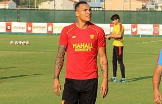 Göztepe’de Titi sözleşmesini feshetti