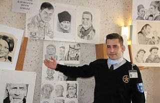 Güvenlik görevlisi karakalem sergisinde şehitleri...