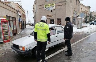 Güzelyurt ilçesinde polis ihlale izin vermiyor