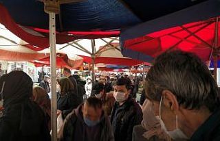 Haftanın son semt pazarında yoğunluk yaşandı