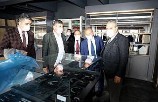 Hanımların el emekleri satışa çıkıyor