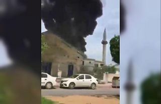 Hatay’da kaynak çalışması yapılan camide yangın...