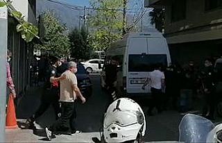 Hatay’da kumar baskını: 11 kişiye 48 bin 847...