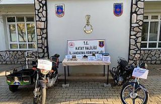 Hatay’da uyuşturucu ve çalıntı motosiklet operasyonu