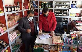 Hayırsever işadamı mahallelinin bakkal borcunu...