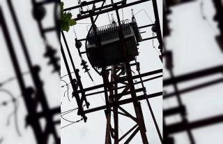 Hırsızlar ilçeyi susuz bıraktı